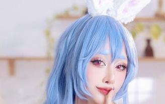 想看看超狂的造型吗？Byoru的毒岛冴子高清套图等你来一探究竟！