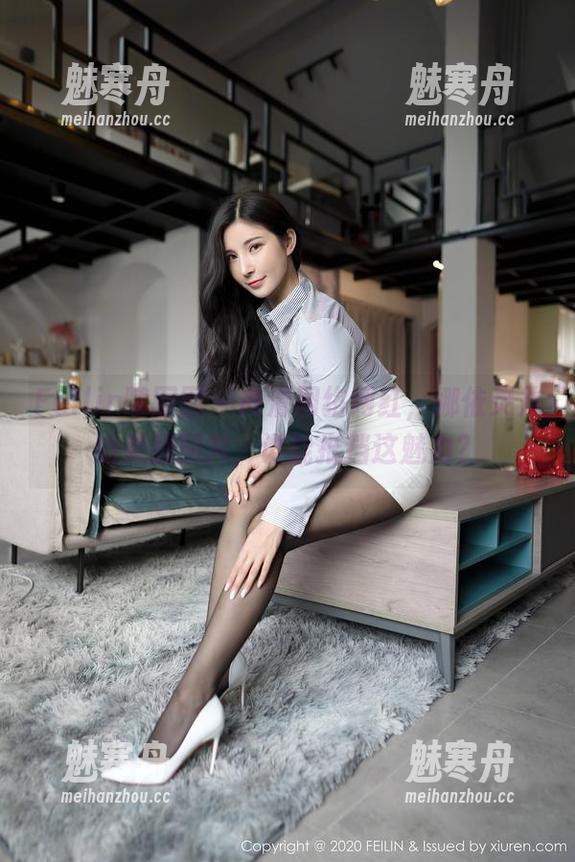 Feilin嗲囡囡 - 高清网络网红，娜依灵儿的美腿图片，谁能抵挡这魅力？