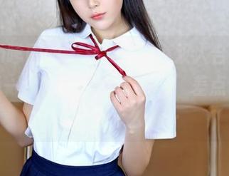 Feilin嗲囡囡 - 看栗子Riz双人合集，照片里每一个角度都好有意境，差点让我想多想些什么……