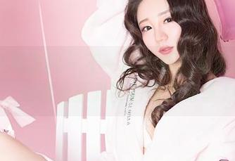 GIRLT果团网 - 不一样的办公室风情：莫雅琪无圣光图包等你来享