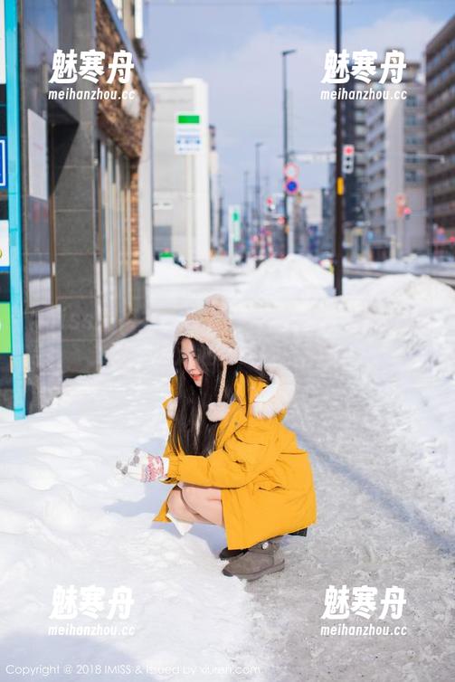 IMiss爱蜜社-萌奈子 IMiss爱蜜社 - 萌奈子学姐——看这组写真,绝对让你眼前一亮!