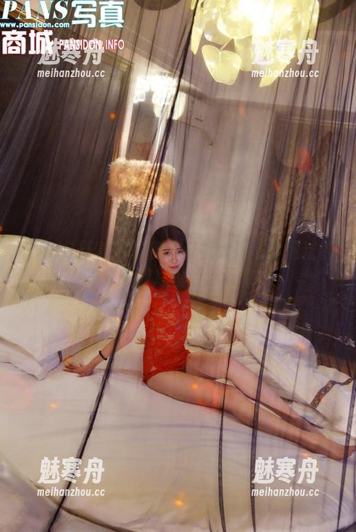 PANS摄影-韩美轩 PANS摄影 - 私房牛仔裤大揭秘:透过韩美轩的图片看潮流万象!