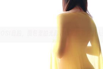 ROSI自拍，图包里的光影故事竟然那么撩人！