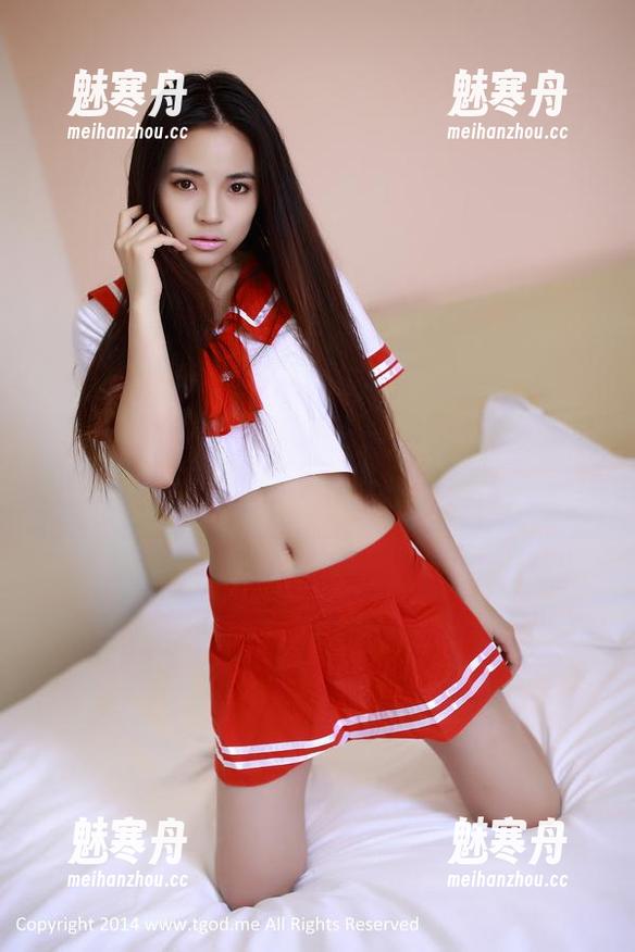 TGOD推女神-琪琪qlql TGOD推女神 - 琪琪qlql的透明魅力:全套图片,视觉的极致享受!