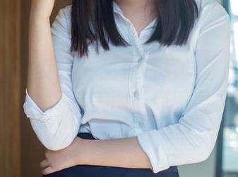 TuiGirl推女郎 - 王李丹尼与泳衣的甜蜜邂逅：高清美图带你感受夏日
