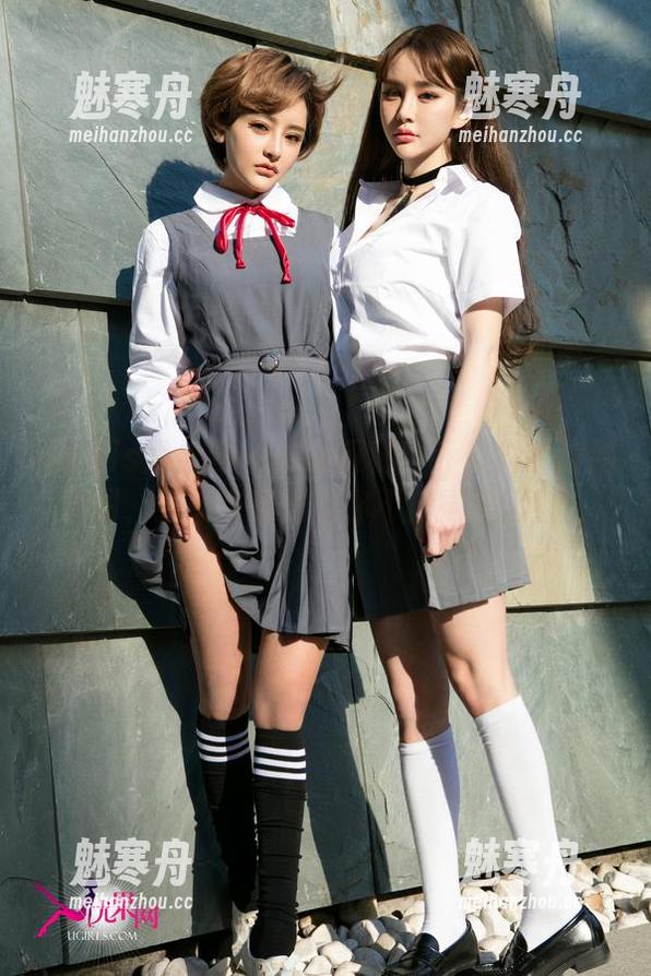 UGirls尤果网 - 在线探秘！乔依琳的瑜伽原图，细节丰富到让你不自觉往回翻。
