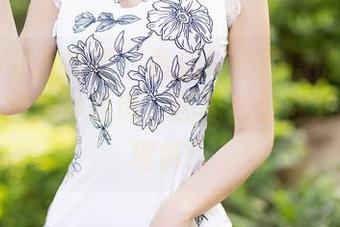 XIAOYU语画界 - 最新！王薇薇的体操服：不仅能拉伸肌肉，还能拉长你对时尚的理解！