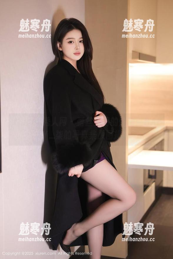 Xiuren秀人网 - 蕾丝之间的悸动：BABY_柒的写真集原图揭秘
