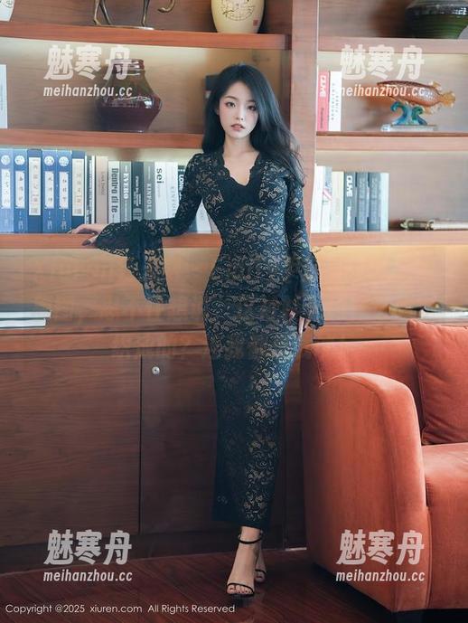 Xiuren秀人网-Emily尹菲 Xiuren秀人网 - Emily尹菲白衬衫最新原图,忍不住想说,这衬衫是用什么魔法织成的?连我都想试试!