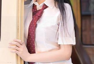 Xiuren秀人网 - e宝小野猫化身旗袍女神，图包更新，快来看看她的魅力！