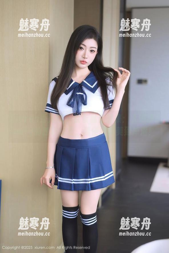 Xiuren秀人网-大琪琪Emily Xiuren秀人网 - 女友私房图集:大琪琪Emily的独家秘笈,随便拍都美到掉渣!