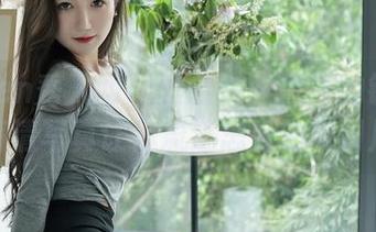 Xiuren秀人网 - 圣诞在张庭蓉的镜头下：高清写真让你流连忘返的节日风情