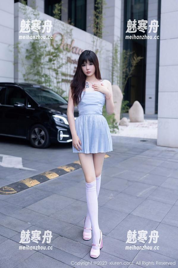 Xiuren秀人网-李雅柔182CM Xiuren秀人网 - 白色之下的李雅柔182CM:图集资源,让你忍不住多看几眼