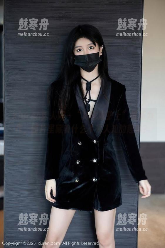 Xiuren秀人网-沐娜娜 Xiuren秀人网 - “沐娜娜护士”最新力作,图片里藏着什么不为人知的趣事?