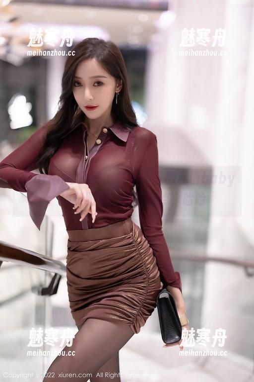 Xiuren秀人网 - 红裙子下的私语baby：福利图集，保管好点，哈哈