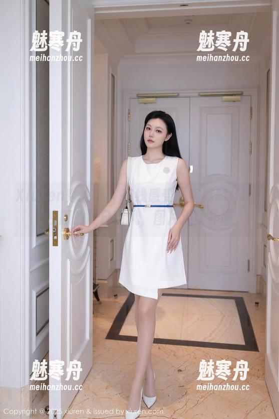Xiuren秀人网-肉晴MINI Xiuren秀人网 - 在线感受“肉晴MINI”校服的夏日清风,图片温柔扑面