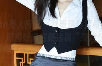 Xiuren秀人网 - 一秒看透陆萱雅的清纯写真，原图好像在跟我说“来魔法吧”