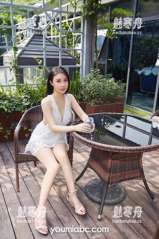 YouMi尤蜜荟 - 精美厨娘李承美：高清资源里的味觉诱惑