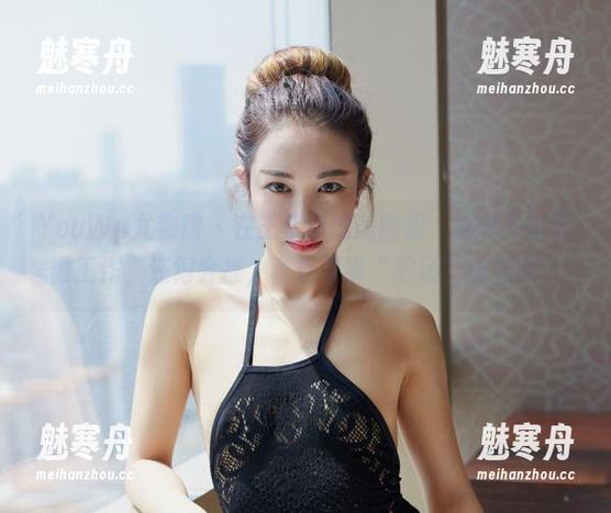 YouWu尤物馆 - 在王紫琳的美图里，秘书不仅要做工作，还得会撩，真是双重“职场”技能啊！