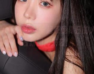 跟着wuyo(우요)一起感受夏日的火热，最新图库来袭！