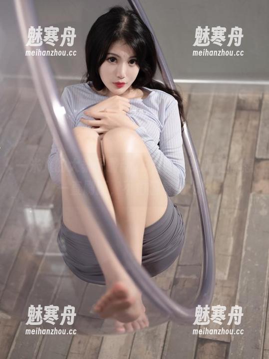 一米八的大梨子最新2B合集，绝对让你想一直刷新，不怕流量用光！