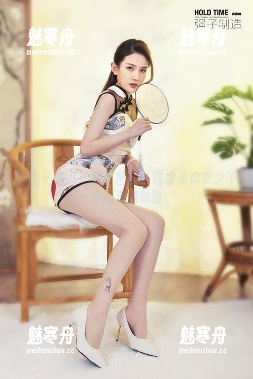 丽柜 - 凉儿的裸足图鉴：这才是你求之不得的资源体验