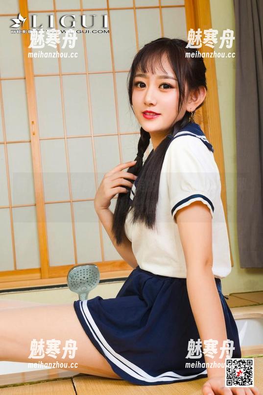 丽柜 - 原图解密：美美的职业装，还是那一抹神秘的魅惑？