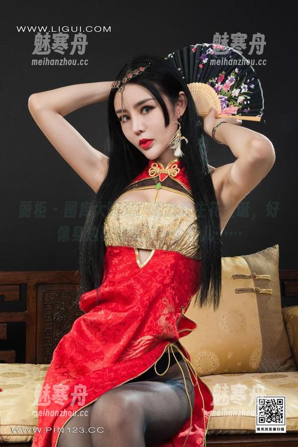丽柜 - 图库大曝光！蕊蕊双生花圣诞，好像身边真的多了一个花儿……