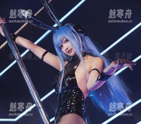 柴郡旗袍之美，冬马路纱送你免费下载，真不错！