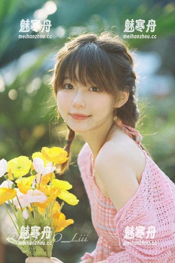 和服的旋律：发条少女yoki的写真照片合集，动感又优雅！