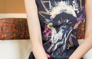 头条女神 - 说好的校服不忘怀？李媛媛的图集告诉你