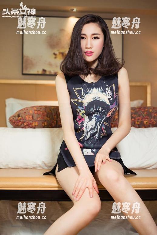 头条女神 - 说好的校服不忘怀？李媛媛的图集告诉你