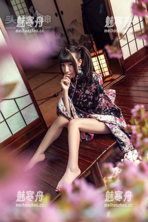 头条女神 - OMG！高韩菲和服图集又更新了，快来一起欣赏吧！