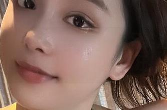 微密圈 - 奶雯的泡沫世界：另类浴室性感图包合集，泡泡也疯狂！