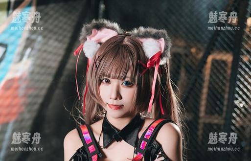 走进小空sora的水手服世界：无圣光图包里有什么新花样？