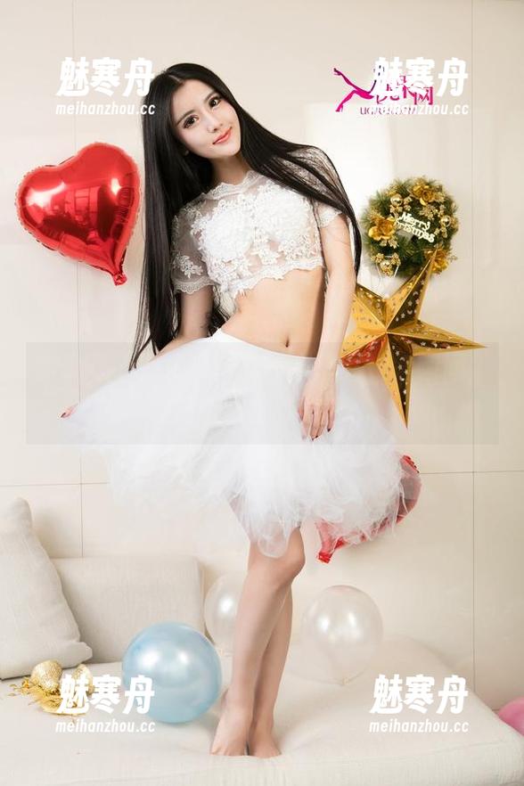 尤果网 - 乔依琳的空姐写真：精选瞬间，搭乘梦的航班！