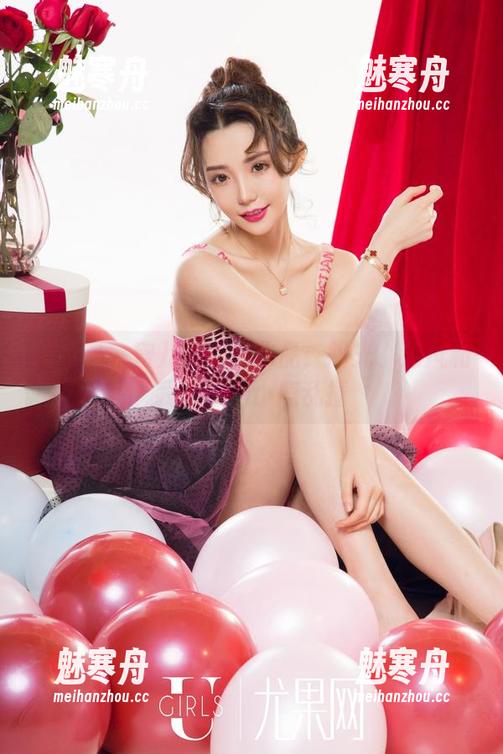 尤果网-蜜儿 尤果网 - 蜜儿的海边作品:阳光、海风和我心里的小鹿乱撞