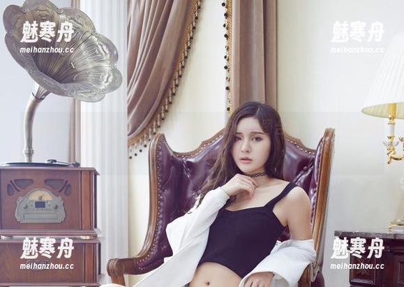 尤物馆-婕西儿jessie 尤物馆 - 婕西儿jessie的神秘套装:原图合集,绝对不是随便拍的哦!