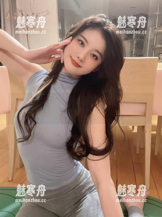 微密圈 - 在就是阿朱啊的女仆世界里：最新美图，满满的奇妙体验！