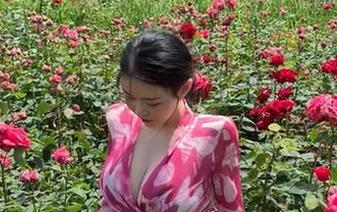 微密圈 - 左公子666黑丝图包，私房风格独特，堪比时尚界的‘黑色旋风’！