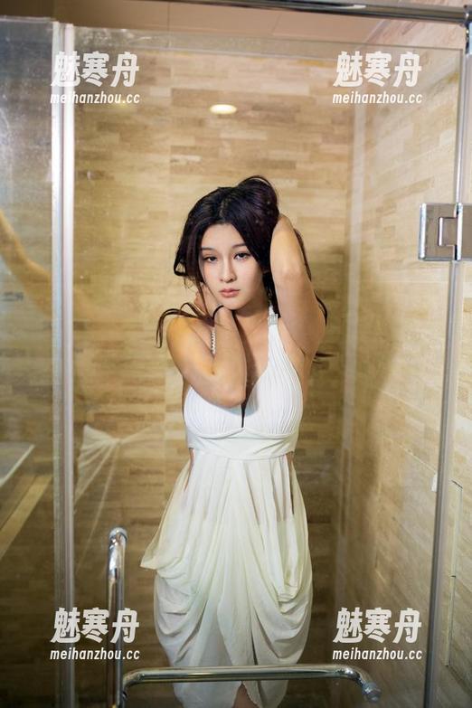 推女郎 - 原图不止如此，易阳的秘密壁纸比你想的还要惊艳！