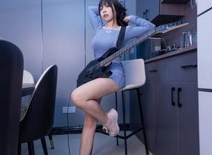 无颜小天使wy带你看空姐写真，心跳的瞬间