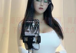 微密圈 - 是可馨耶的贴贴套图，简直是个充电宝，下载完后小心别沉迷太久哦！