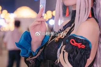 全套来啦！美丽的蓝猫让桃墨公子的作品压力山大，居然让我忘了重点！