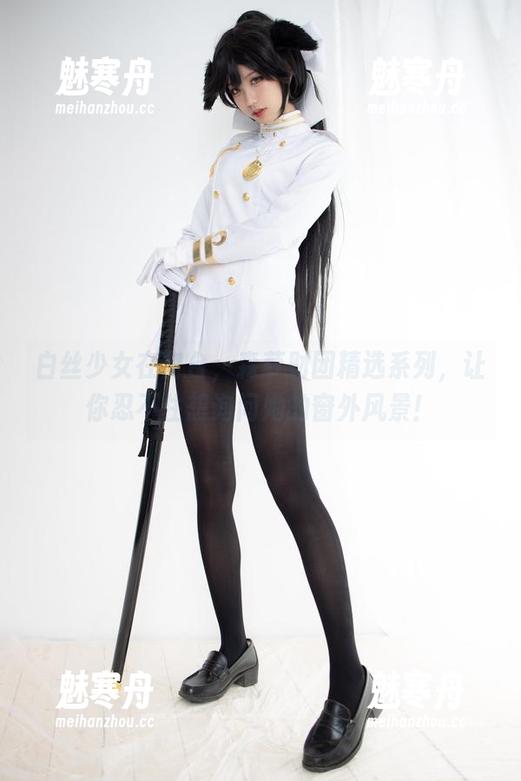 白丝少女在窗台，森萝财团精选系列，让你忍不住想询问她的窗外风景！