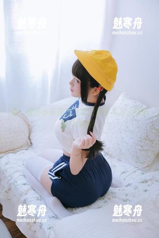 樱井小莜 看!樱井小莜在办公室的那些不为人知的图片故事!