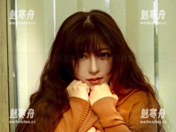 樱晚gigi 樱晚gigi要你看高清比基尼壁纸,顺便教你怎么叫“赞”!