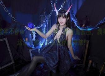 他们说“流年不停w”是油亮女神，原图加套图，我真的想知道这位女神的美丽是什么魔法！