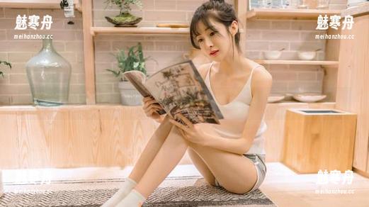 王羽杉日常作品，原来放松的艺术竟是如此诱人