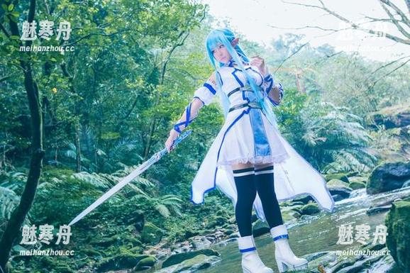 别眨眼，原图在这：白神泱女神写真集大揭秘